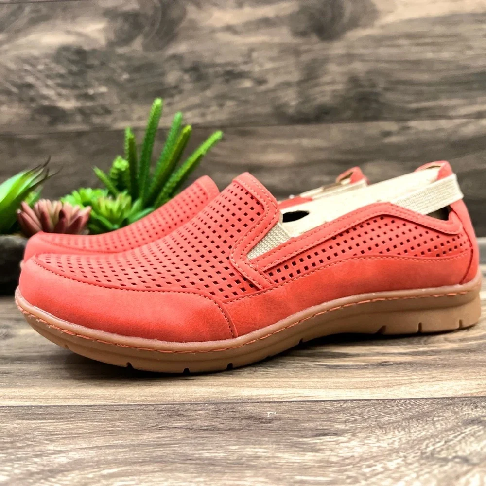 NIB BOC Born Georgia II Perforated Comfort Slip On Loafer Shoes 8M 39 Coral
